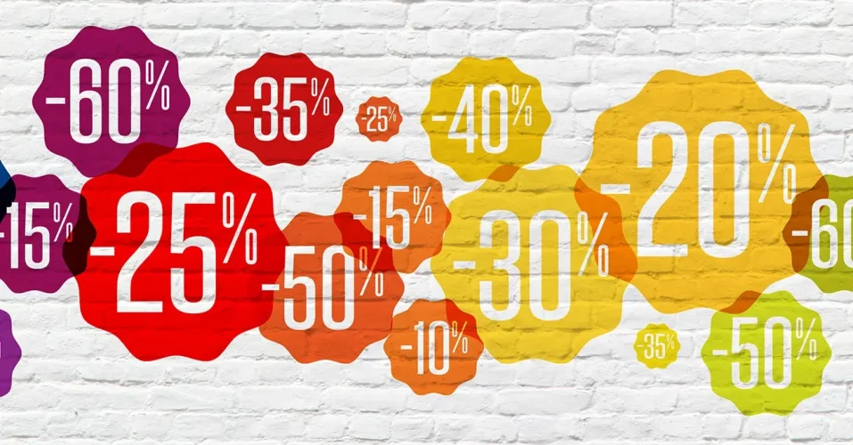 6 ideias para fazer promoções em supermercados que atraem clientes e aumentam as vendas através de estratégias de marketing eficazes.