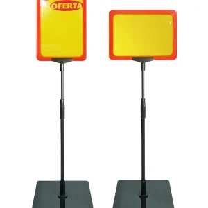 Pedestal Porta-Cartaz A5.30/30.vrm com moldura vermelha e estrutura em alumínio.
