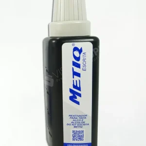 Reativador Tinta Metiq 500ml Alco e Alcolor, usado por cartazistas e profissionais de comunicação visual para revitalizar tintas à base de álcool, mantendo cores vibrantes e acabamento profissional.