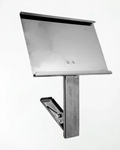 Display em Inox 8x5x5cm com Clip Prendedor – 299