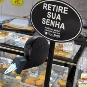 Distribuidor de Senhas – Preto