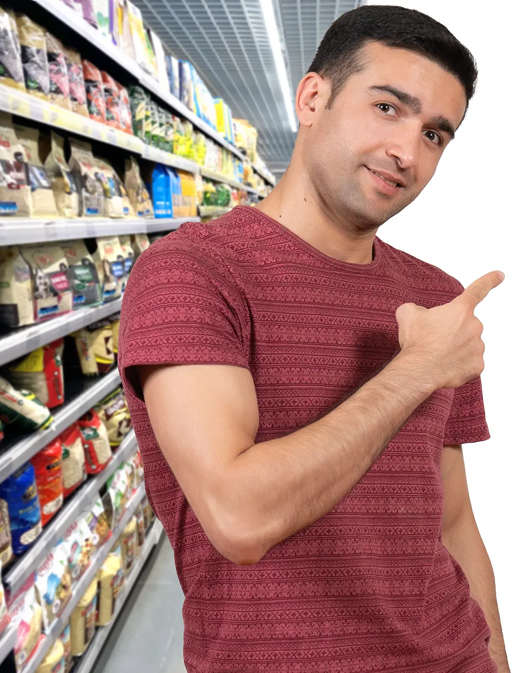 Homem em supermercado apontando simbolizando a importância da precificação clara no varejo e a necessidade de preços transparentes para o consumidor.